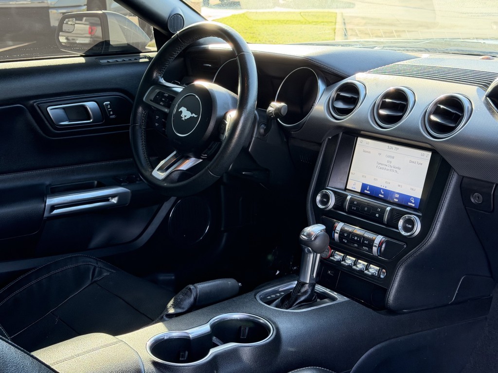 2020 Ford Mustang Image 13