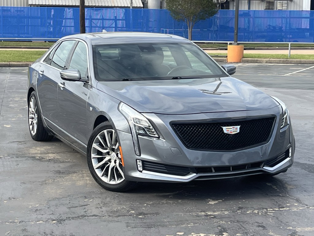2018 Cadillac CT6 Image 3