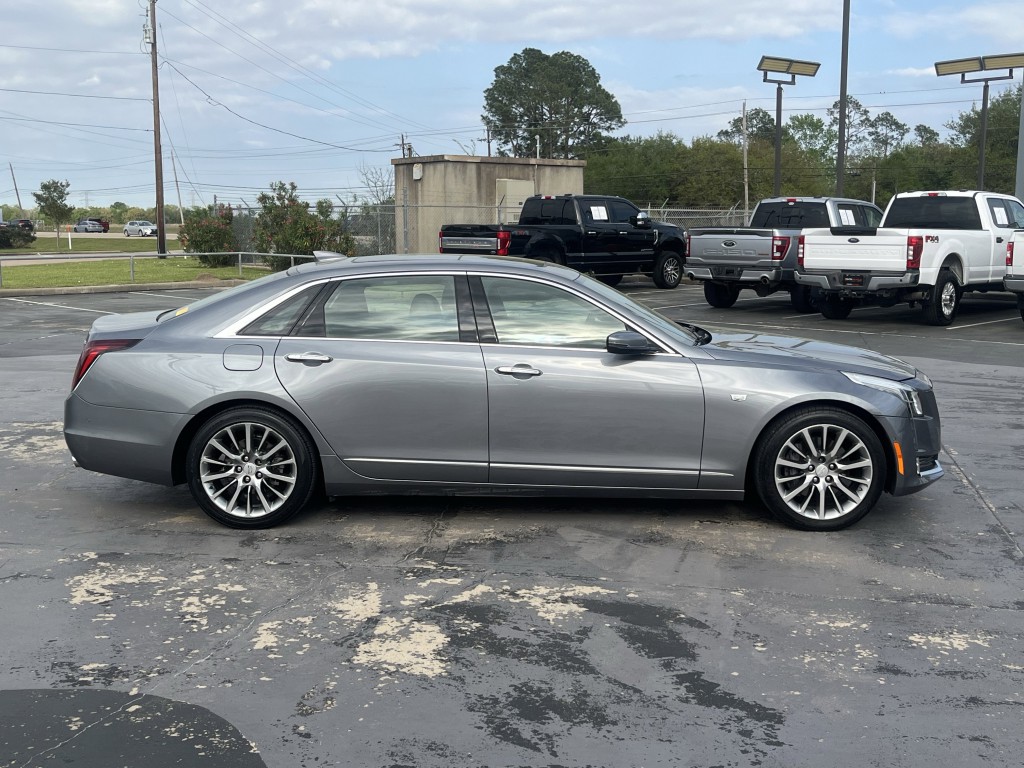 2018 Cadillac CT6 Image 10