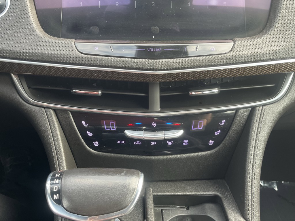 2018 Cadillac CT6 Image 25