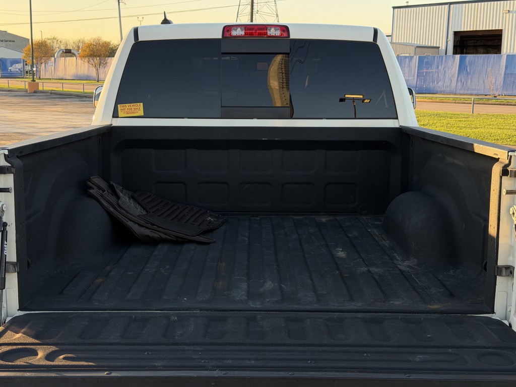 2016 RAM 1500 Image 11