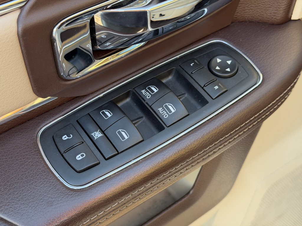 2016 RAM 1500 Image 26