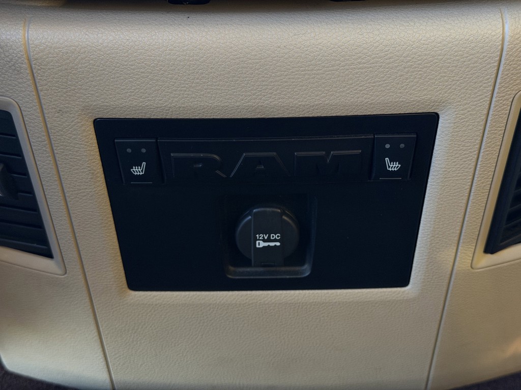 2016 RAM 1500 Image 31