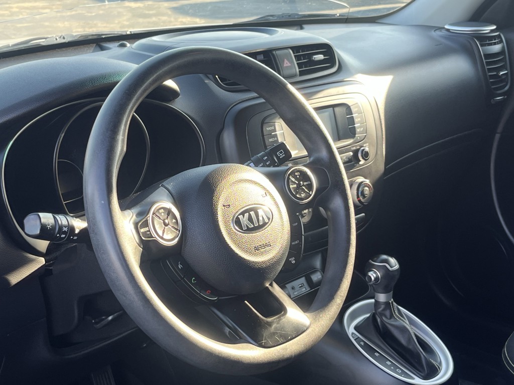 2016 Kia Soul Image 13