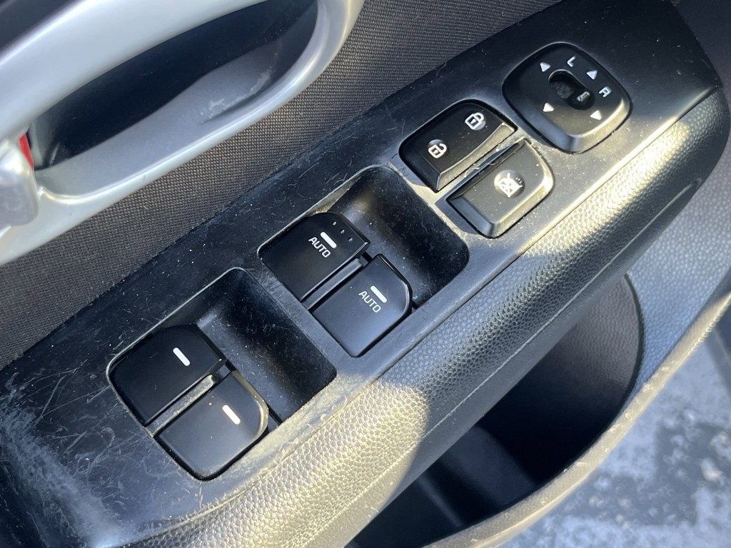2016 Kia Soul Image 19