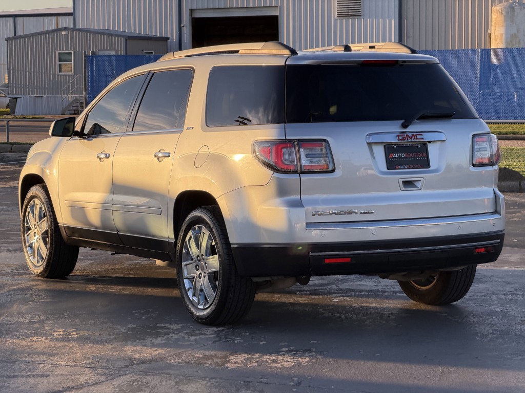 2017 GMC Acadia Image 9