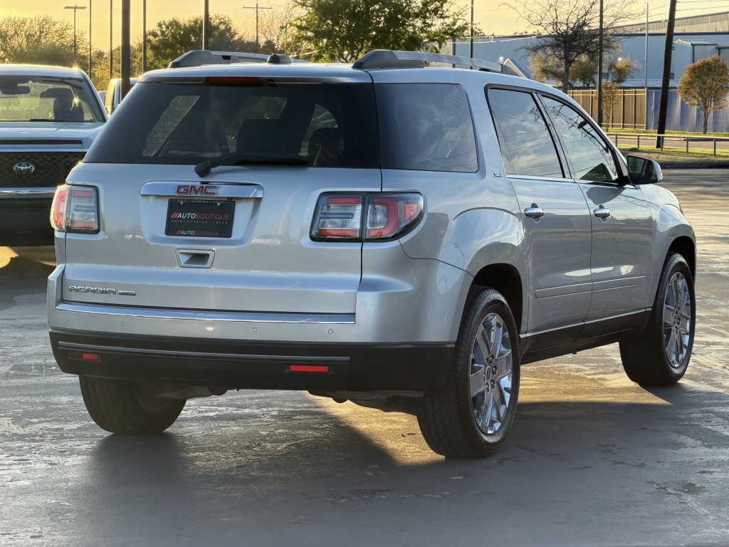 2017 GMC Acadia Image 10