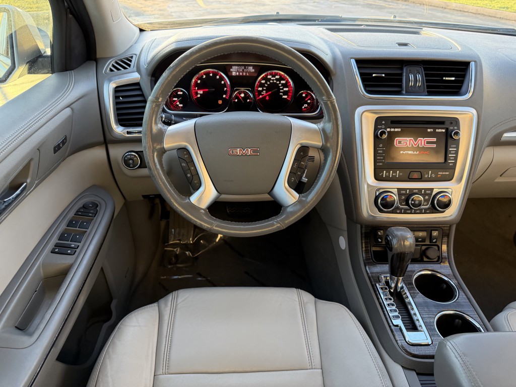 2017 GMC Acadia Image 14