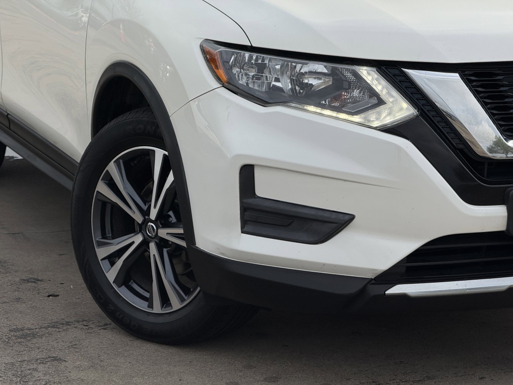 2019 Nissan Rogue Image 9