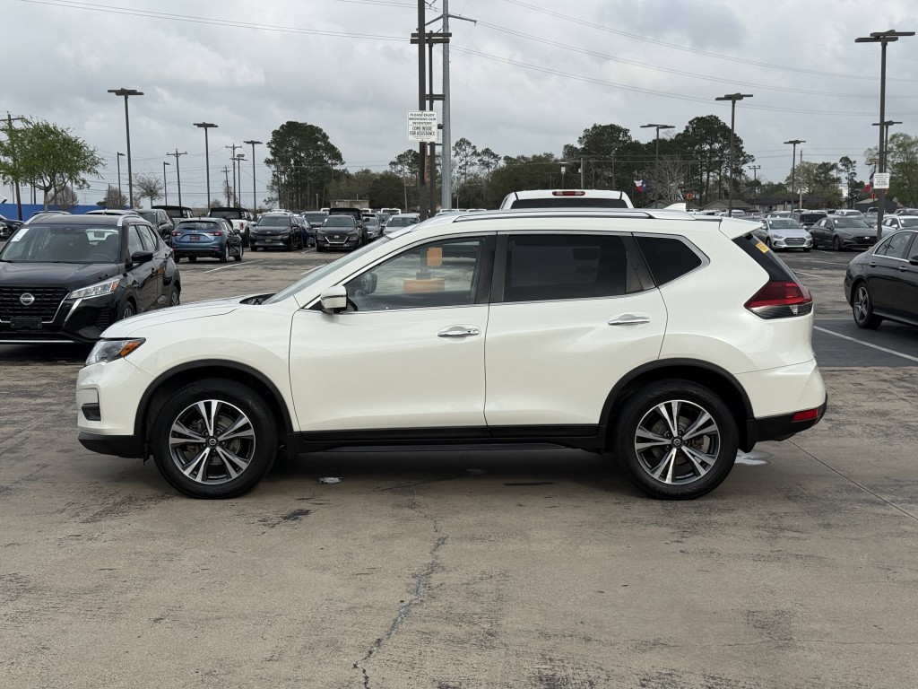 2019 Nissan Rogue Image 12