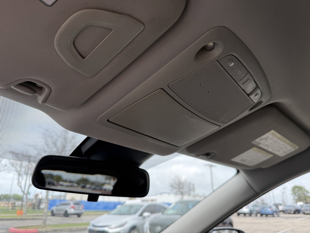 2019 Nissan Rogue Image 30