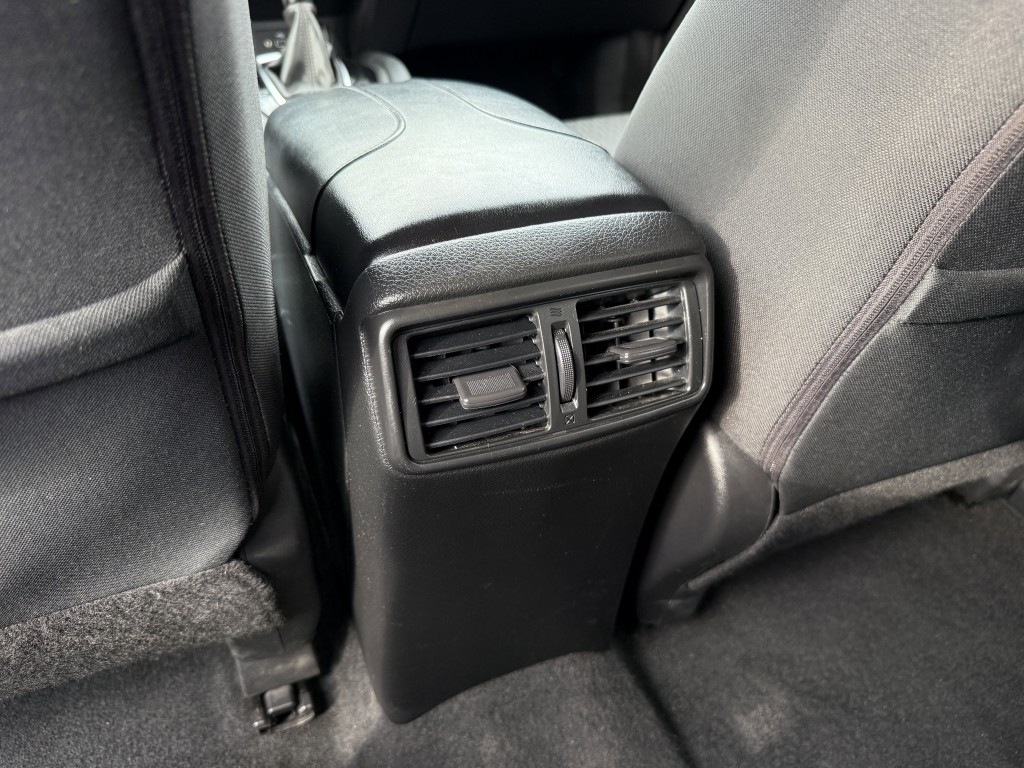 2019 Nissan Rogue Image 33