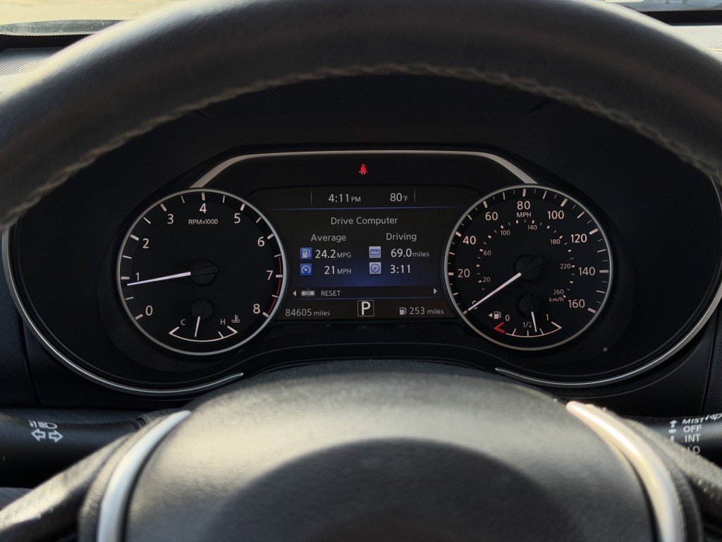 2017 Nissan Maxima Image 19