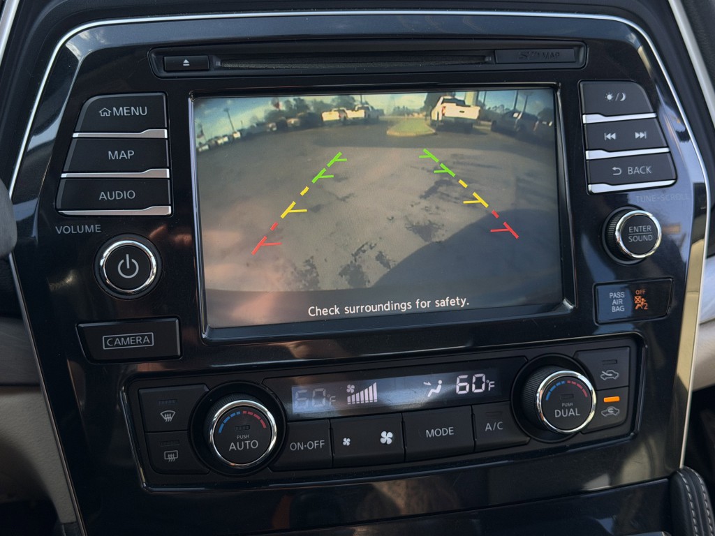 2017 Nissan Maxima Image 20