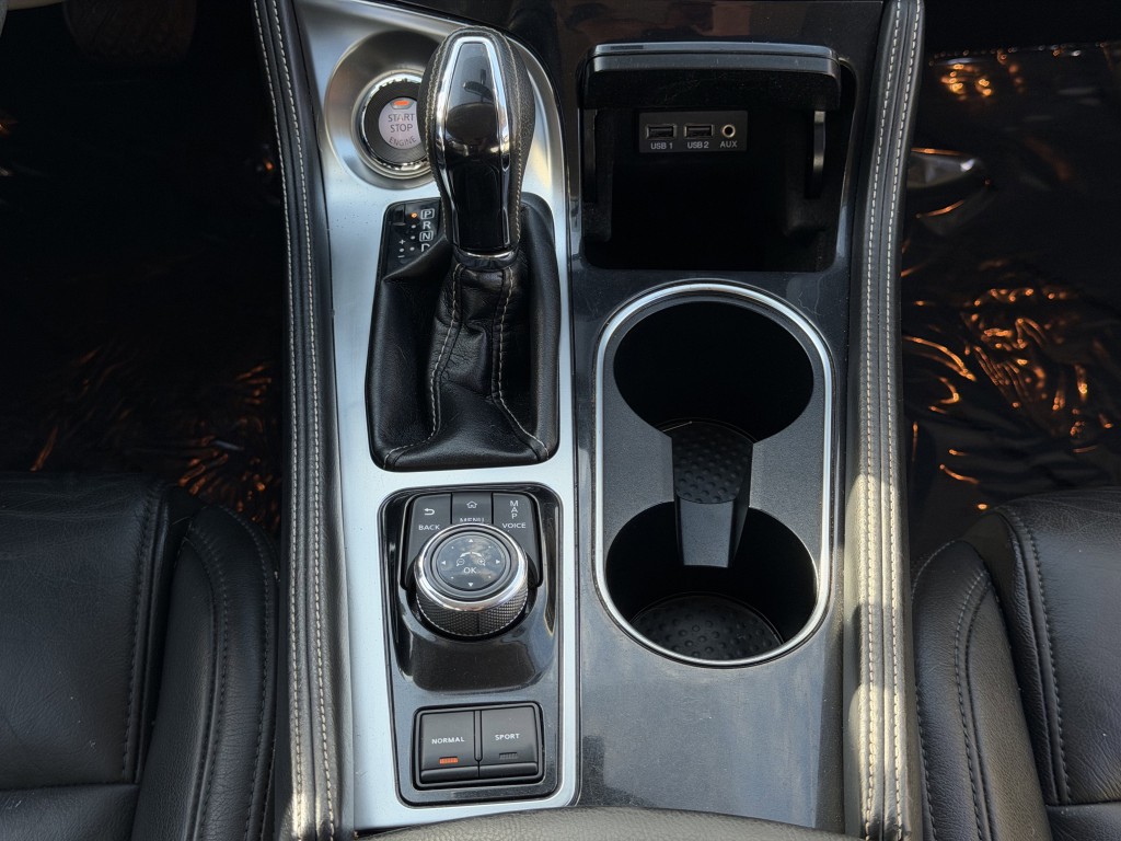 2017 Nissan Maxima Image 21