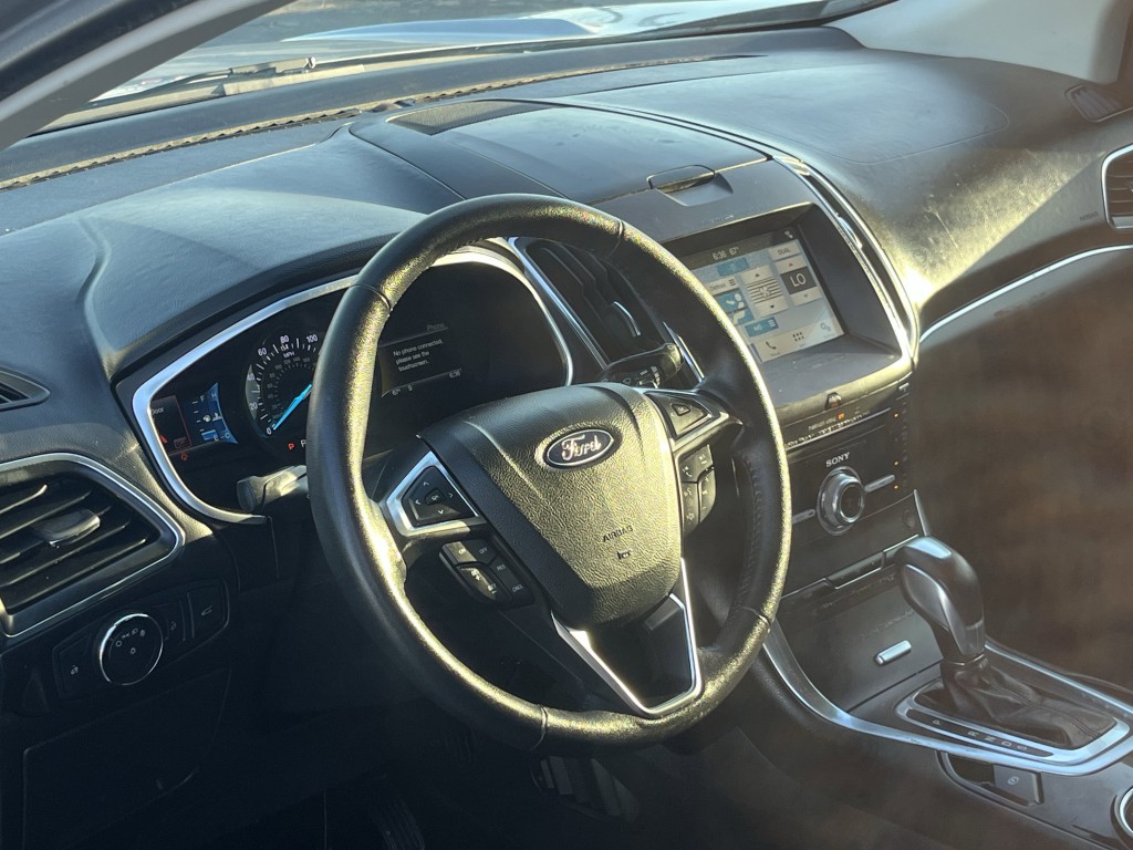 2018 Ford Edge Image 13