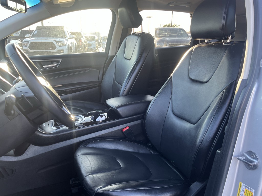 2018 Ford Edge Image 14