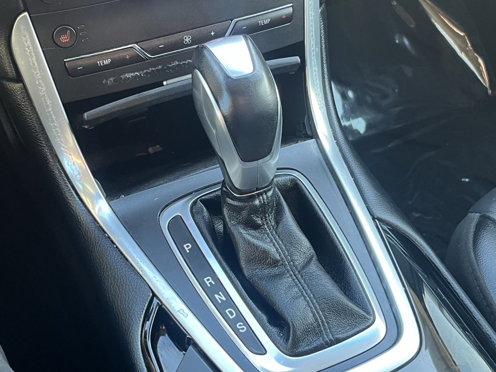 2018 Ford Edge Image 24