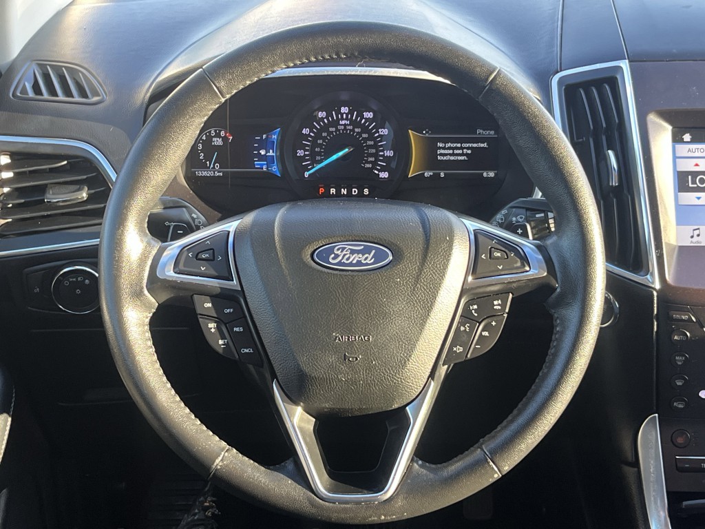 2018 Ford Edge Image 28