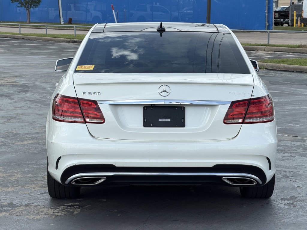 2016 Mercedes-Benz E-Class Image 7