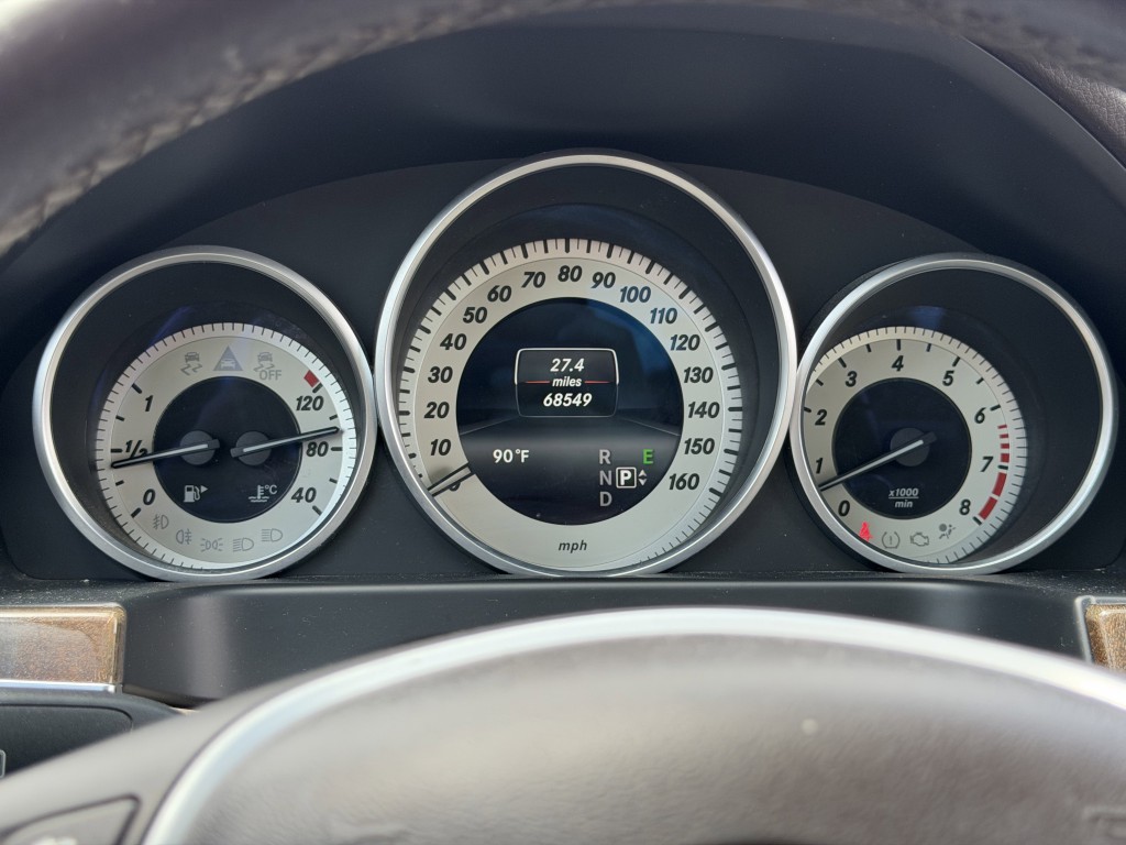 2016 Mercedes-Benz E-Class Image 15