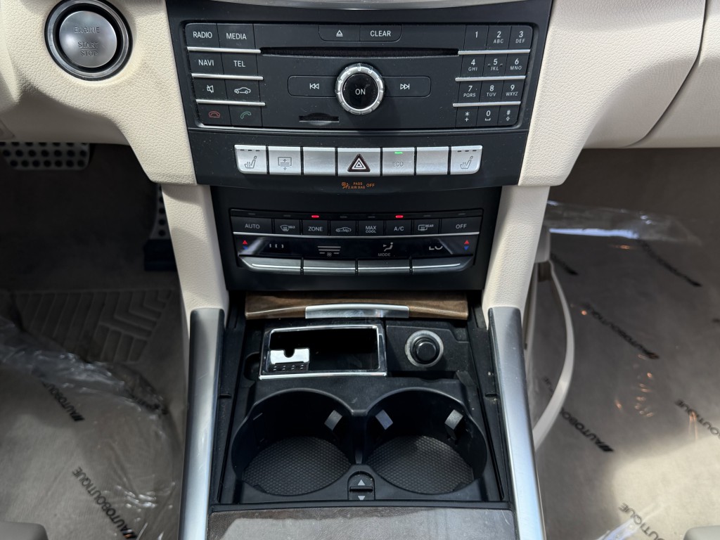 2016 Mercedes-Benz E-Class Image 19