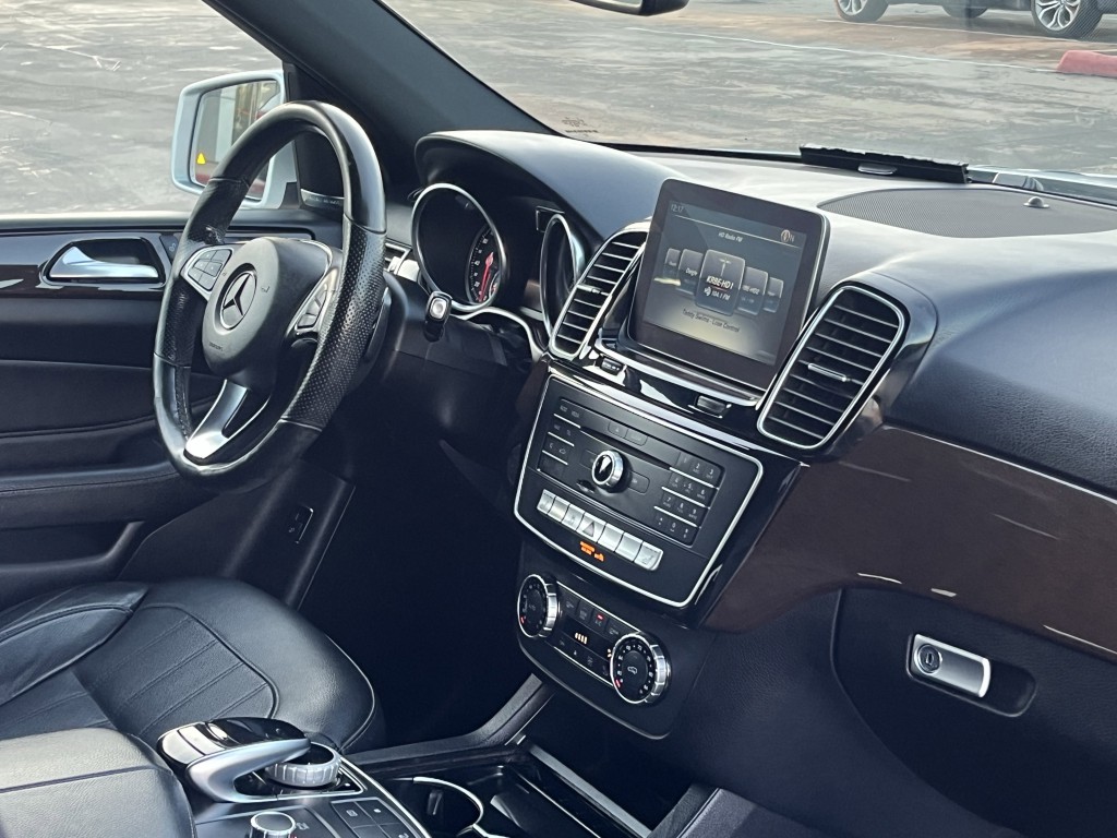 2017 Mercedes-Benz GLE-Class Image 16