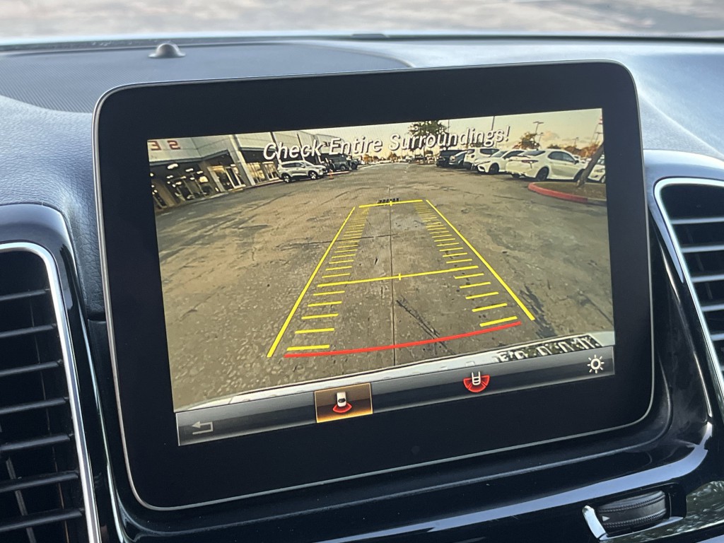 2017 Mercedes-Benz GLE-Class Image 26