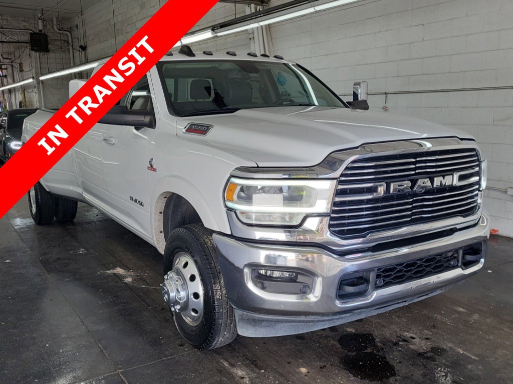 2022 RAM 3500 Image 5