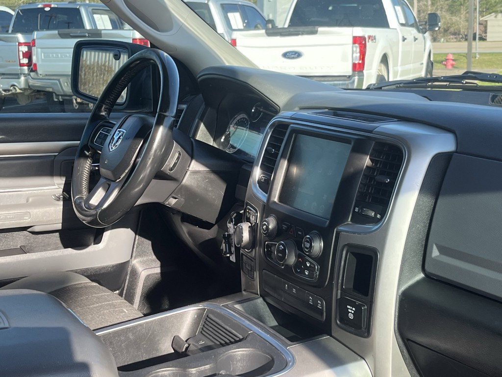 2017 RAM 1500 Image 15