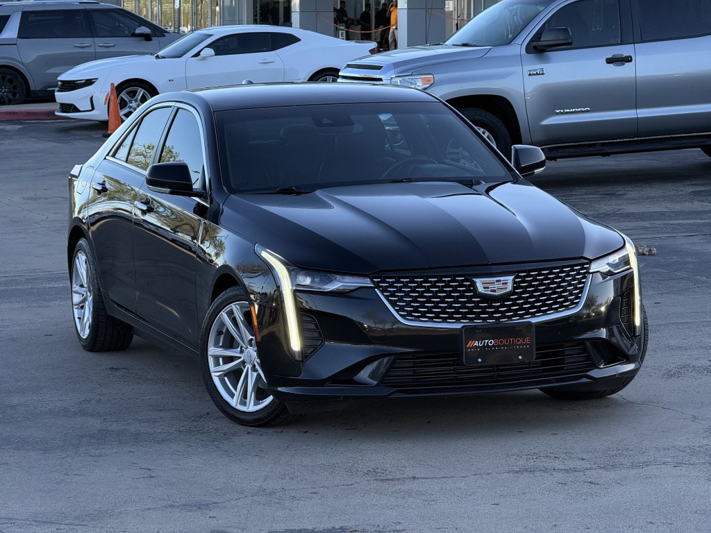 2022 Cadillac CT4 Image 3
