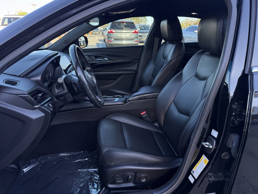 2022 Cadillac CT4 Image 27