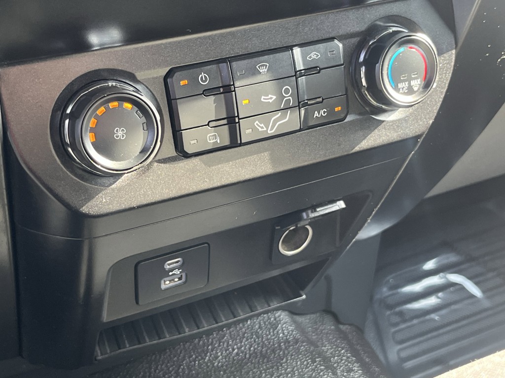 2022 Ford F-350 Image 24