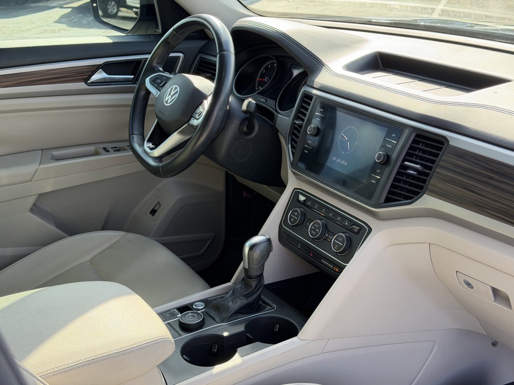 2021 Volkswagen Atlas Image 25