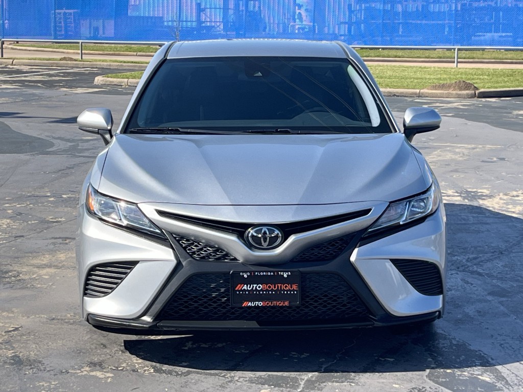 2020 Toyota Camry Image 5