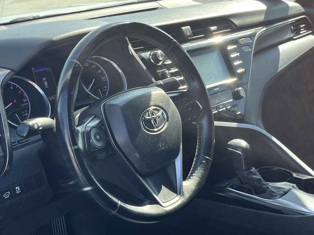 2020 Toyota Camry Image 13