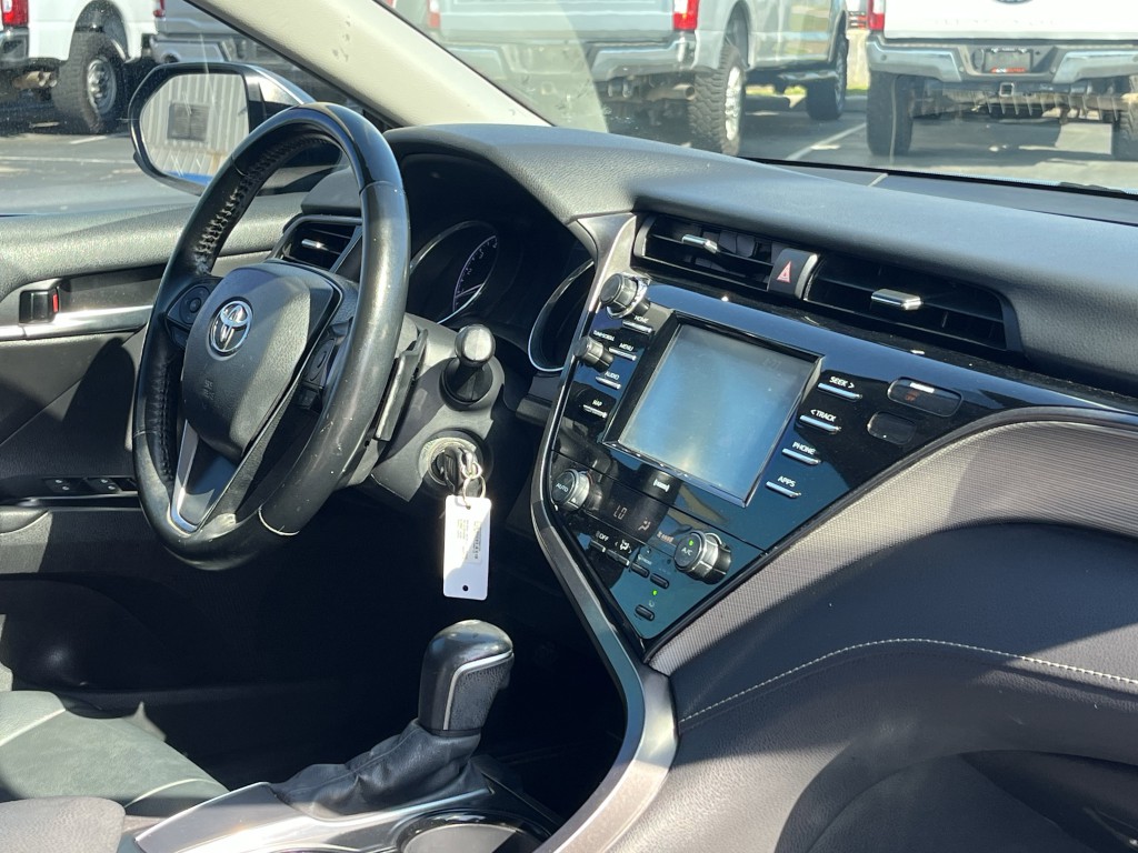 2020 Toyota Camry Image 15
