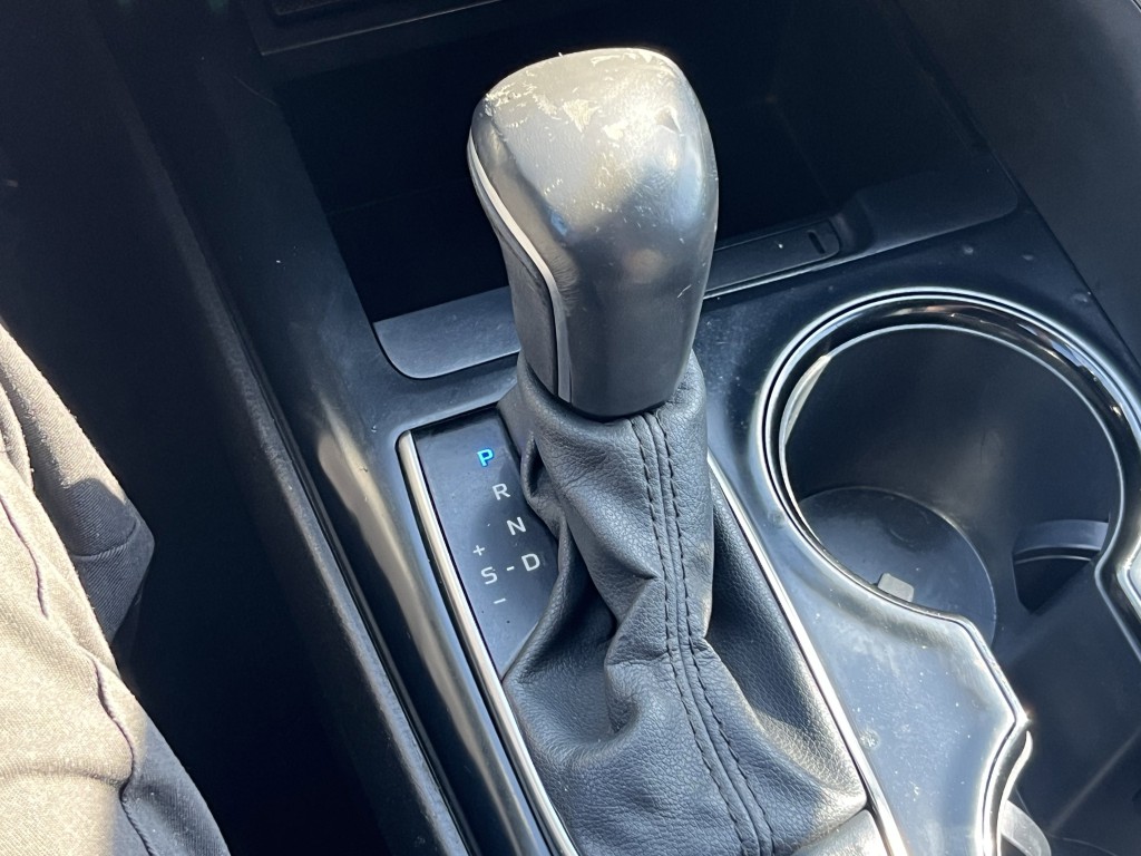 2020 Toyota Camry Image 23