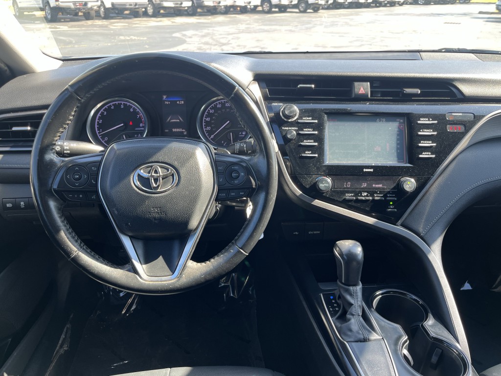 2020 Toyota Camry Image 25
