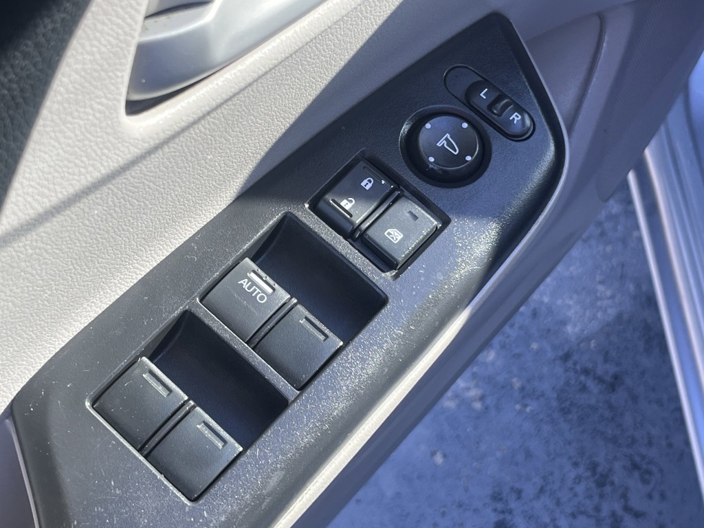 2014 Honda Civic Image 17