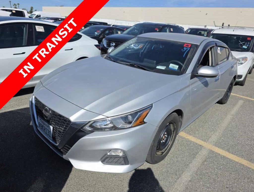 2020 Nissan Altima Image 1