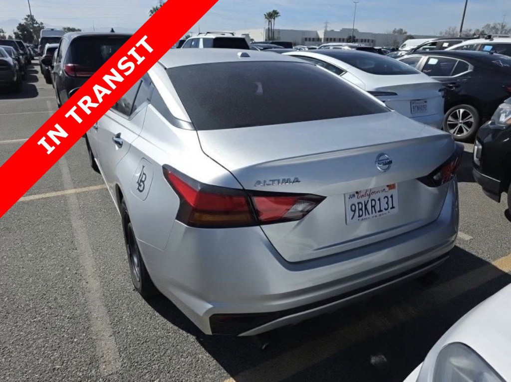 2020 Nissan Altima Image 6