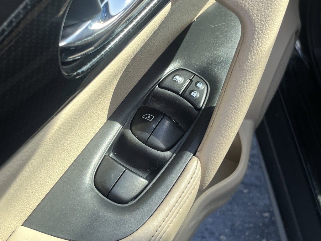 2020 Nissan Rogue Image 19