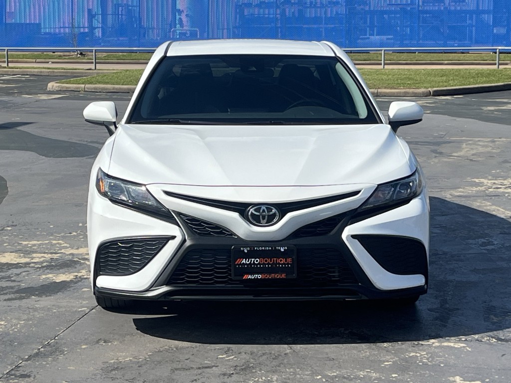 2021 Toyota Camry Image 5