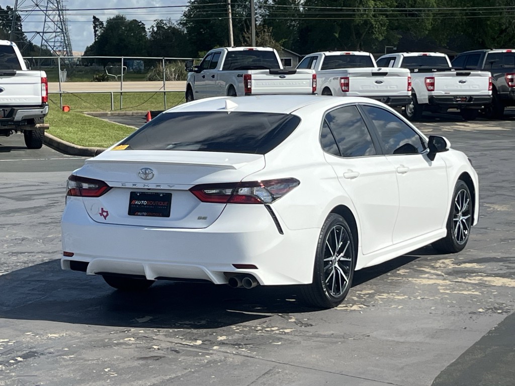2021 Toyota Camry Image 7
