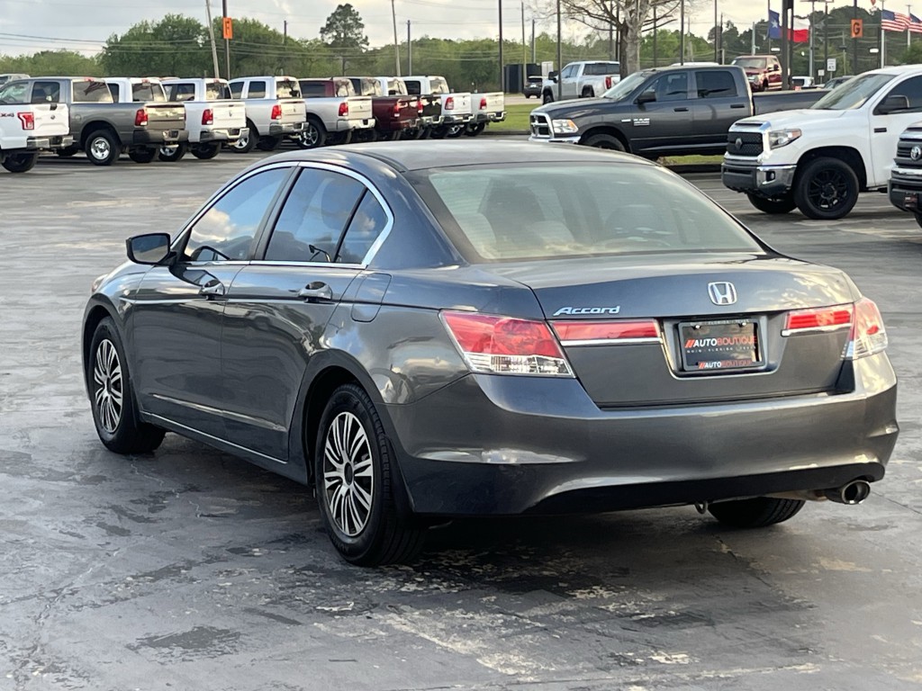 2012 Honda Accord Image 9