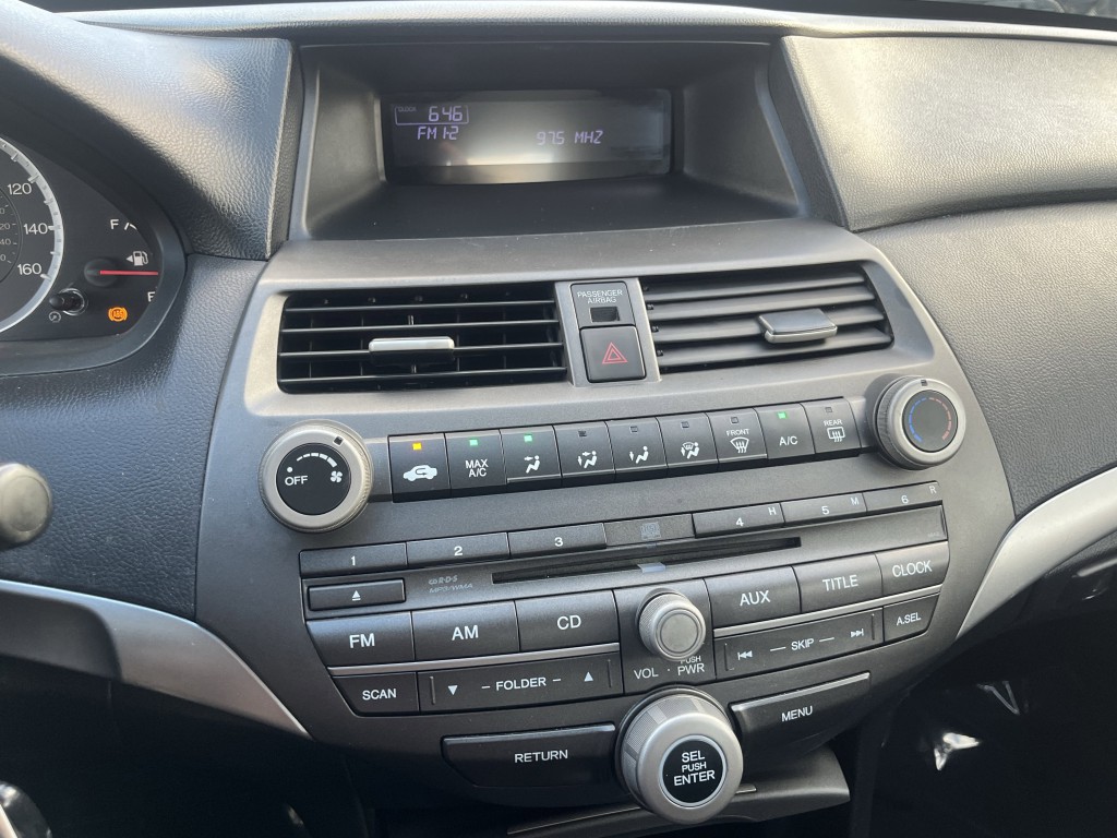 2012 Honda Accord Image 22