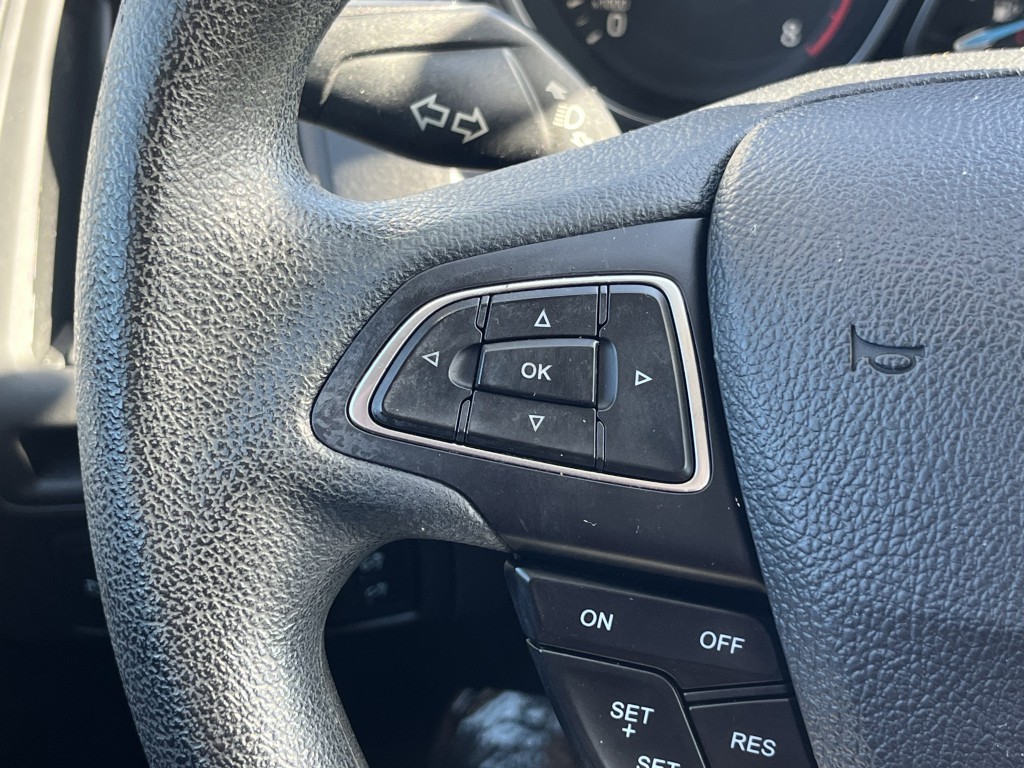 2016 Ford Focus Image 13