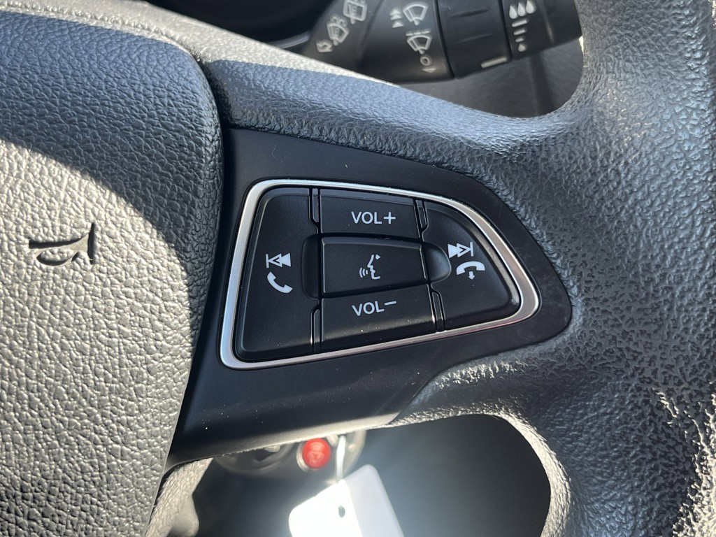 2016 Ford Focus Image 14