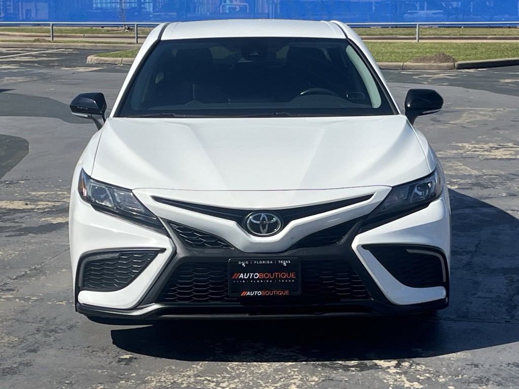 2022 Toyota Camry Image 5